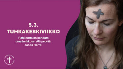 Teksti: 5.3. tuhkakeskiviikko, nainen, jonka otsassa on tuhkaristi